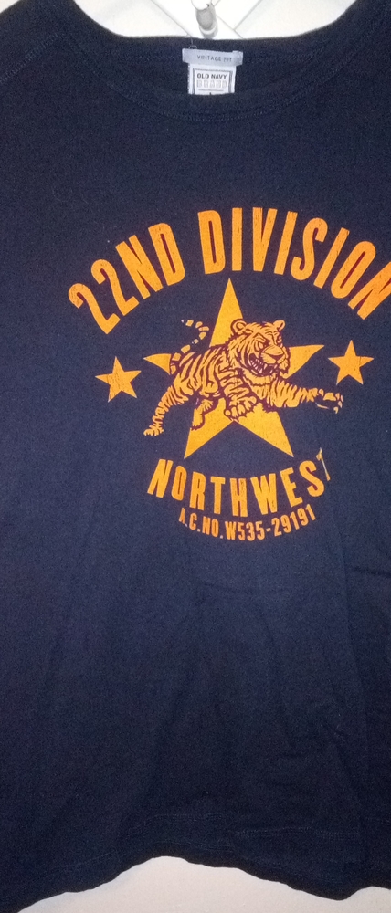 Men's shirt